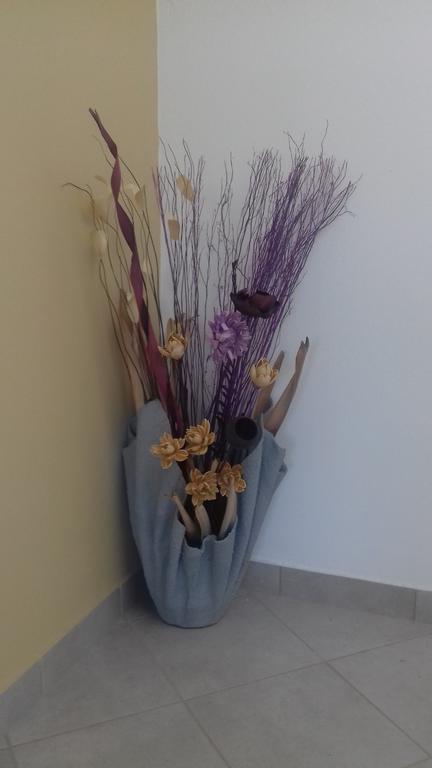 Eirini House Apartment Канали Екстериор снимка